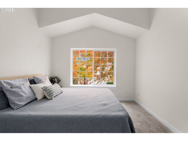 7544 Ne CATHERINE Ct, Hillsboro, OR 97124