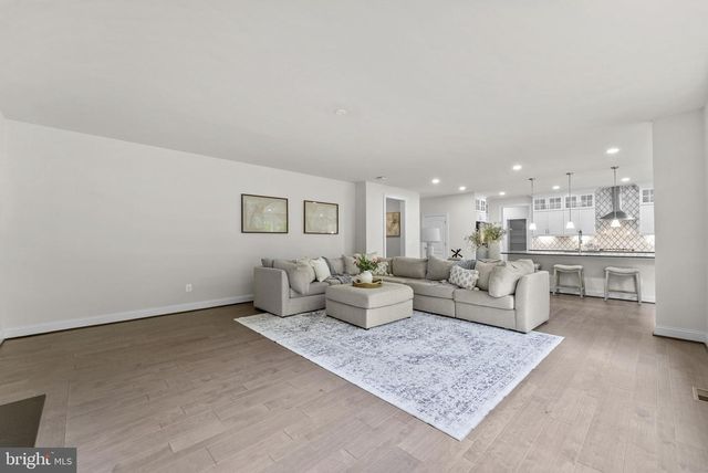 23754 KILKERRAN DR, Aldie, VA 20105