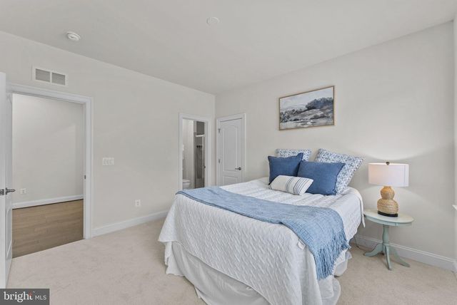 23754 KILKERRAN DR, Aldie, VA 20105