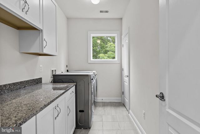 23754 KILKERRAN DR, Aldie, VA 20105