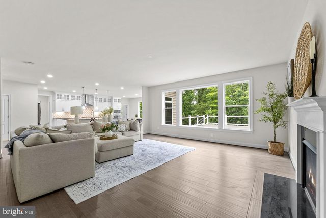 23754 KILKERRAN DR, Aldie, VA 20105