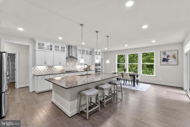 23754 KILKERRAN DR, Aldie, VA 20105