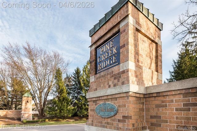 5350 Hidden Pines Drive, Genoa Township, MI 48116