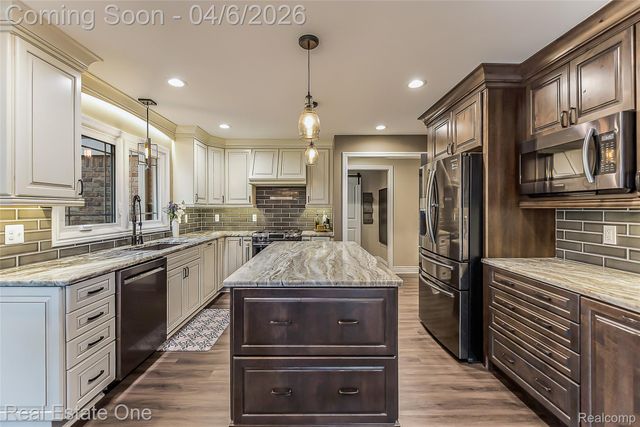 5350 Hidden Pines Drive, Genoa Township, MI 48116