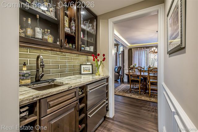 5350 Hidden Pines Drive, Genoa Township, MI 48116