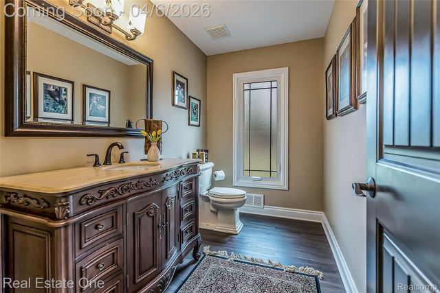 5350 Hidden Pines Drive, Genoa Township, MI 48116