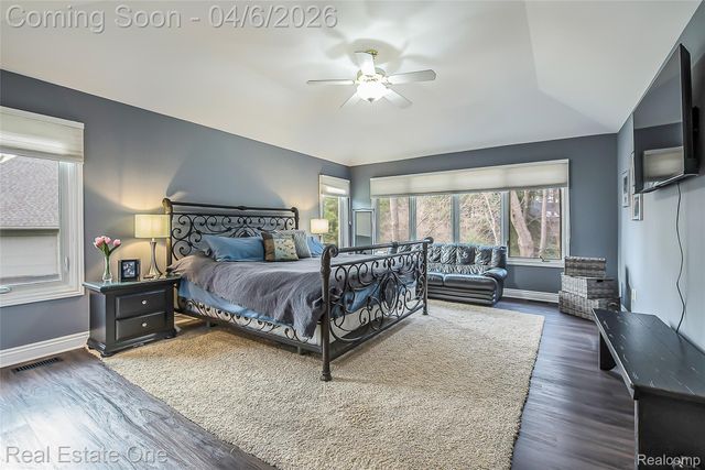 5350 Hidden Pines Drive, Genoa Township, MI 48116