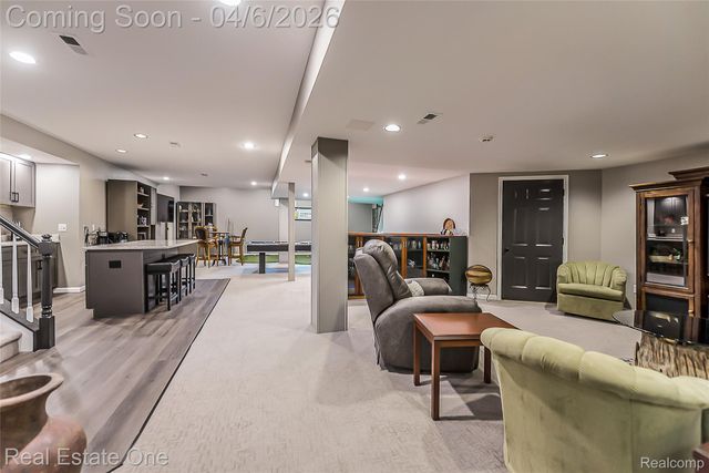 5350 Hidden Pines Drive, Genoa Township, MI 48116