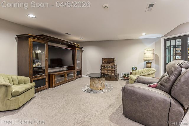 5350 Hidden Pines Drive, Genoa Township, MI 48116