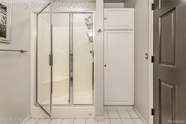 5350 Hidden Pines Drive, Genoa Township, MI 48116