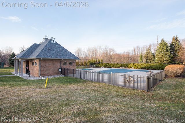 5350 Hidden Pines Drive, Genoa Township, MI 48116