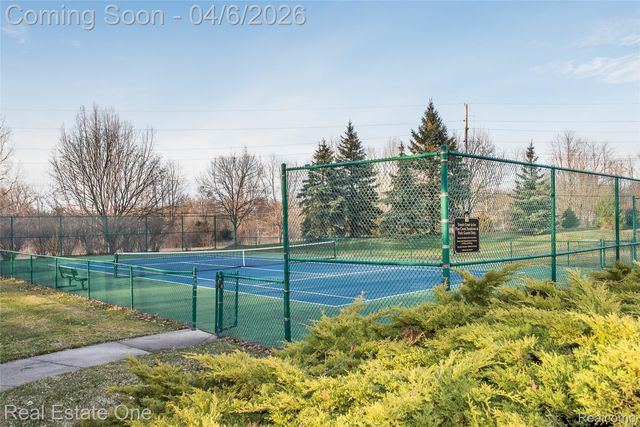 5350 Hidden Pines Drive, Genoa Township, MI 48116