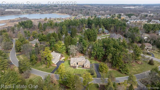 5350 Hidden Pines Drive, Genoa Township, MI 48116