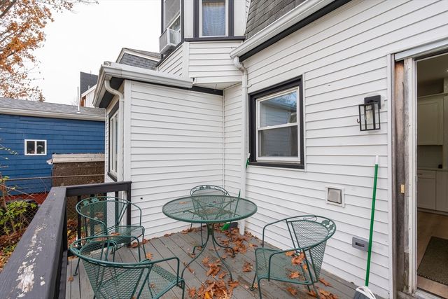 36 Sargent Ave, Somerville, MA 02145