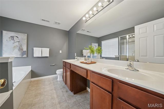 5556 Mirasol Manor Way, Eureka, MO 63025