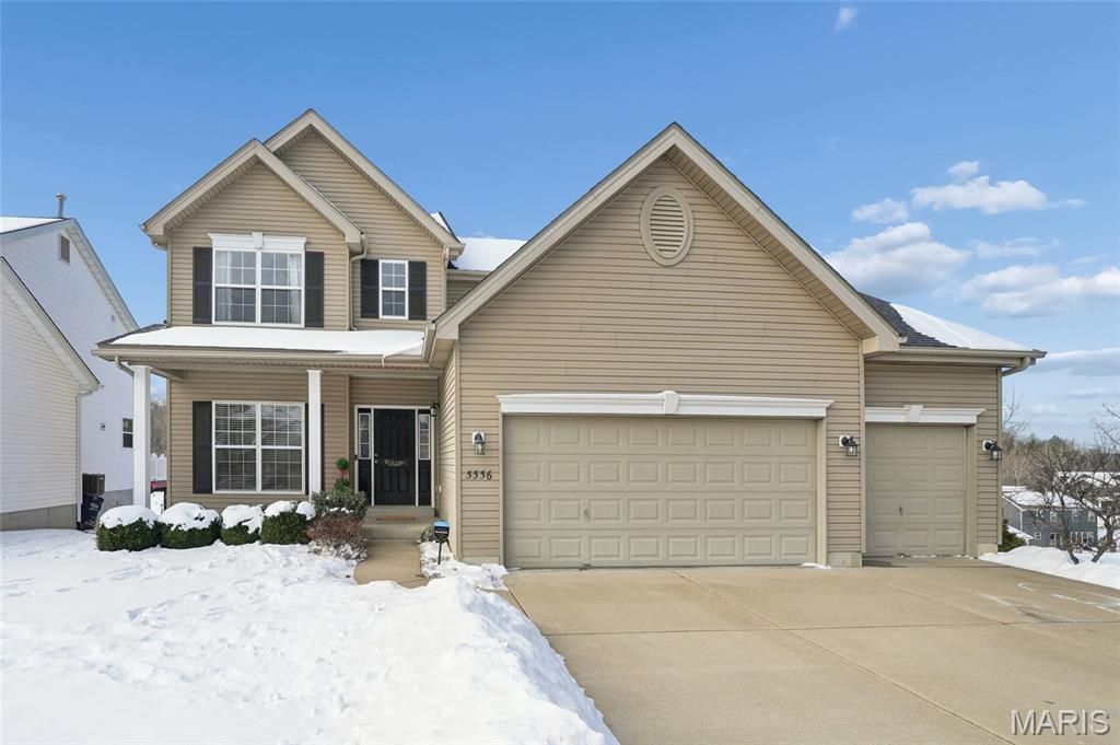 5556 Mirasol Manor Way, Eureka, MO 63025