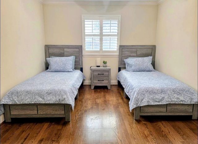 6906 Alderney Drive, Houston, TX 77055