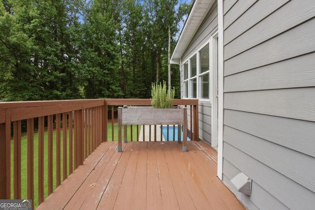 2033 Hessian Court, Stone Mountain, GA 30087