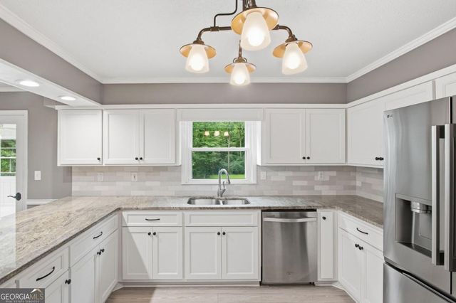 2033 Hessian Court, Stone Mountain, GA 30087