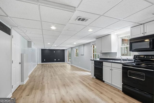 2033 Hessian Court, Stone Mountain, GA 30087