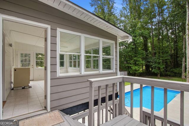 2033 Hessian Court, Stone Mountain, GA 30087