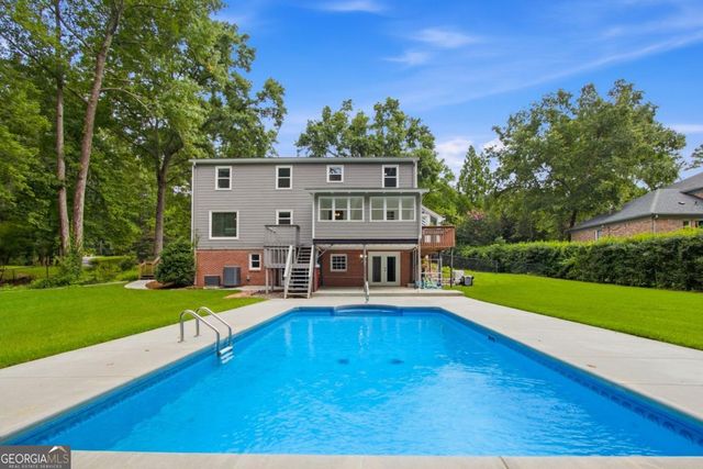 2033 Hessian Court, Stone Mountain, GA 30087