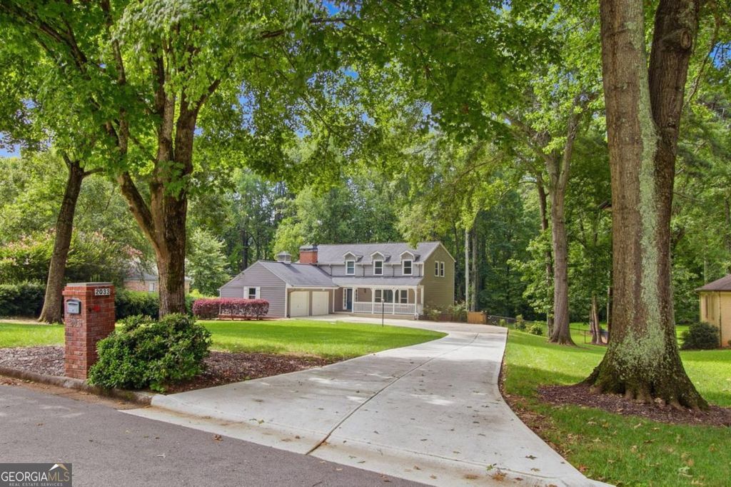 2033 Hessian Court, Stone Mountain, GA 30087