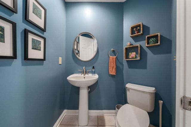 403 Ashmoore Circle E, Powell, OH 43065