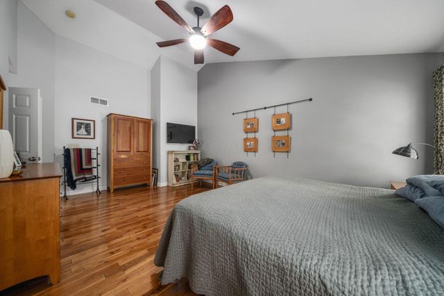 403 Ashmoore Circle E, Powell, OH 43065