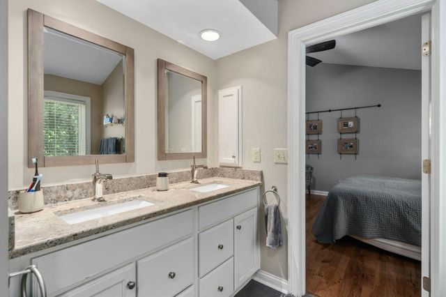 403 Ashmoore Circle E, Powell, OH 43065