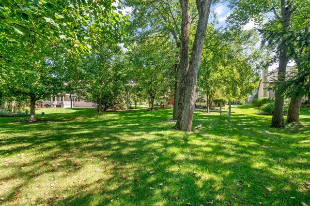 403 Ashmoore Circle E, Powell, OH 43065