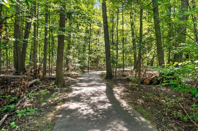 403 Ashmoore Circle E, Powell, OH 43065