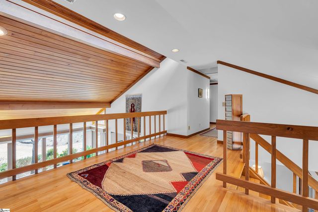 122 Woodland Lane, Simpsonville, SC 29681