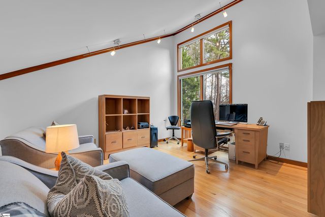 122 Woodland Lane, Simpsonville, SC 29681