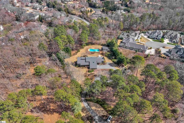 122 Woodland Lane, Simpsonville, SC 29681