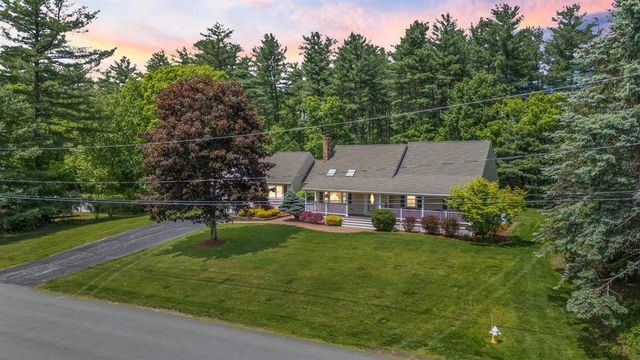 16 Locke Mill Drive, Litchfield, NH 03052