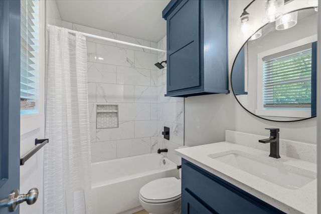 504 Burnett Street, Wills Point, TX 75169