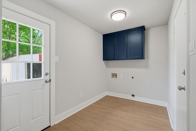 504 Burnett Street, Wills Point, TX 75169