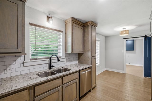 504 Burnett Street, Wills Point, TX 75169