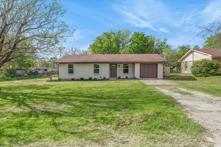 504 Burnett Street, Wills Point, TX 75169