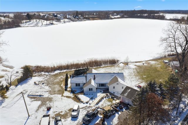 68991 Mound Road, Washington Township, MI 48095