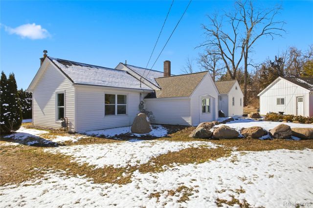 68991 Mound Road, Washington Township, MI 48095