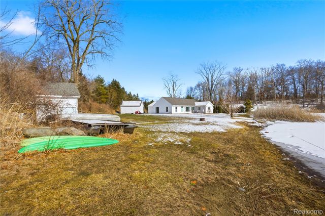 68991 Mound Road, Washington Township, MI 48095