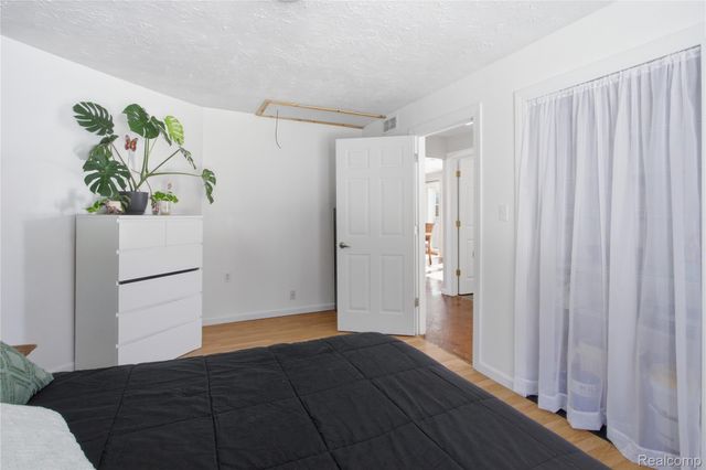 68991 Mound Road, Washington Township, MI 48095