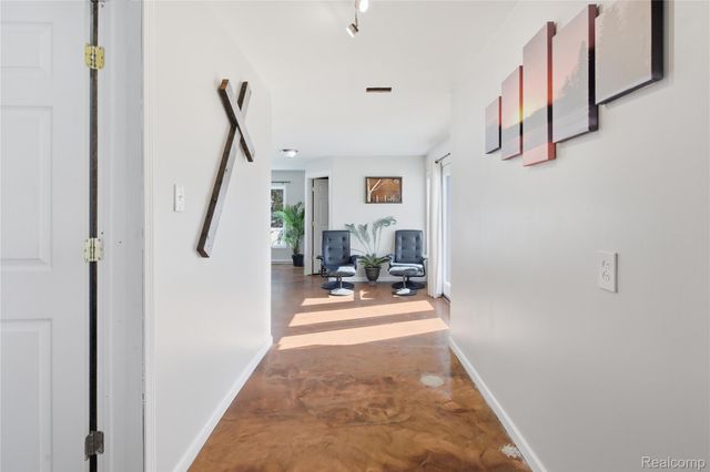 68991 Mound Road, Washington Township, MI 48095