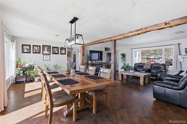 68991 Mound Road, Washington Township, MI 48095