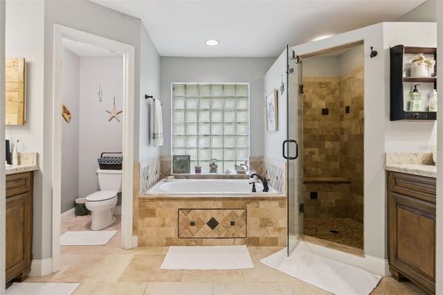 2352 MILES COURT, Lakeland, FL 33812