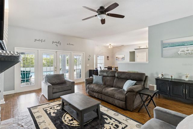2352 MILES COURT, Lakeland, FL 33812