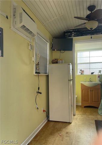 5230 Pineland Daisy TRL, Fort Myers, FL 33905