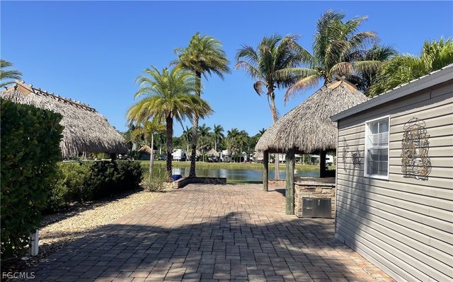 5230 Pineland Daisy TRL, Fort Myers, FL 33905